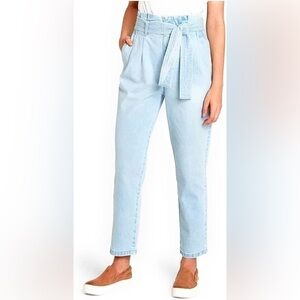 A New Day Women's Light Wash High Rise Blue Paper bag Jeans Size 8